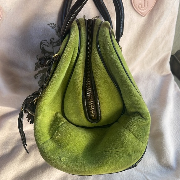Juicy Couture Green Bowler bag, wallet and dust cover - Picture 4 of 16
